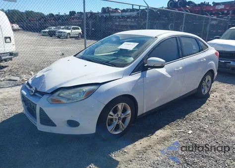 2014 Ford Focus Se z USA, uszkodzony, nr VIN 1FADP3F22EL345355